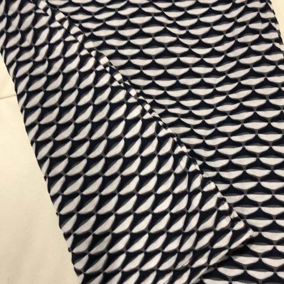 NWOT Max Studio Pencil Skirt - Picture 4 of 4